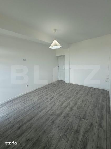 Casă cu 4 camere cu Teren 425 Mp în Tomești