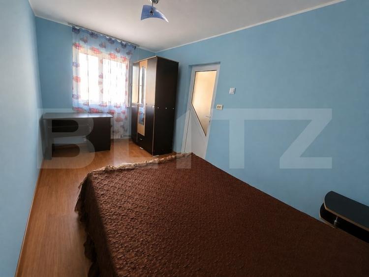Apartament de vânzare, 2 camere, 35 mp, zona Micro 6 - 7