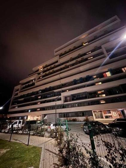 Apartament cu 2 camere decomandat în Noua