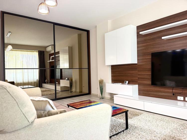 Apartament cu 2 camere decomandat în Pipera