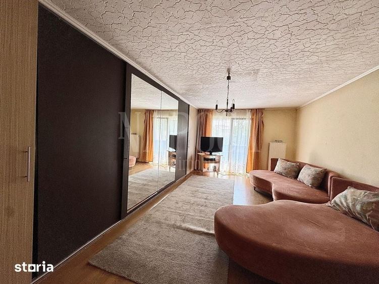 Casă cu 5 camere cu Teren 465 Mp în Bulgaria