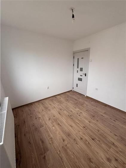 Apartament cu 2 camere semidecomandat în Tomis Nord