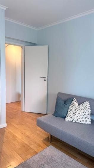 Apartament cu 3 camere decomandat în Tei