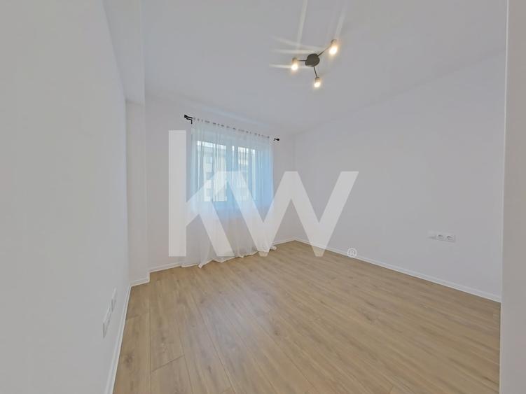 Apartament cu 3 camere decomandat, mobilat în Tractorul