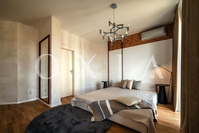 Apartament cu 3 camere semidecomandat, mobilat în Central