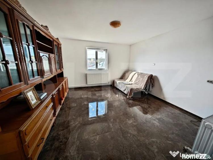 Casă cu 4 camere cu Teren 500 Mp în Central