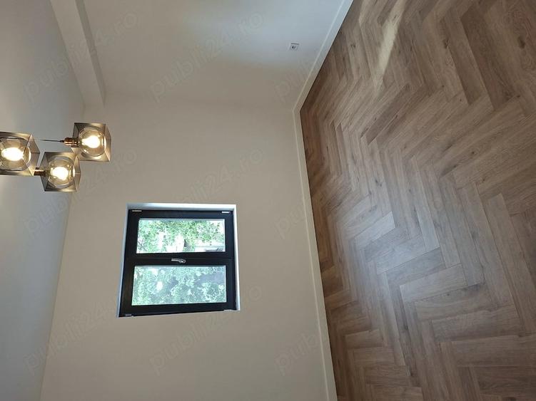 Casă cu 4 camere cu Teren 250 Mp în Central