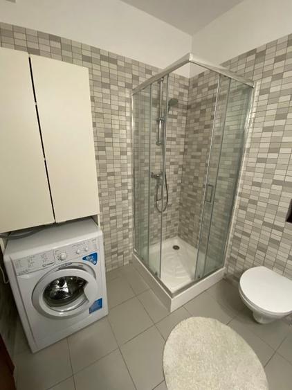 Apartament cu 2 camere semidecomandat, mobilat în Parcul Carol