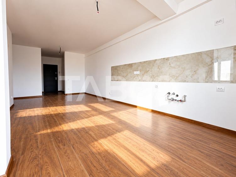 Apartament cu 3 camere decomandat în Mihai Viteazul