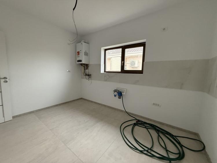 Duplex cu 3 camere cu Teren 300 Mp în Calea Urseni