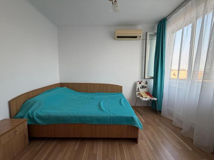 Apartament cu 3 camere decomandat, mobilat în Iancului