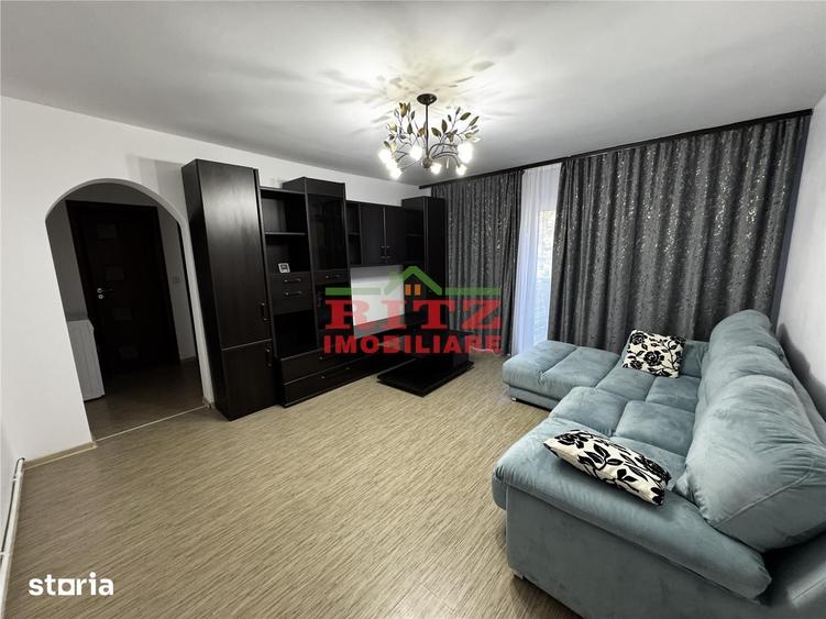 Apartament cu 3 camere semidecomandat în Ultracentral
