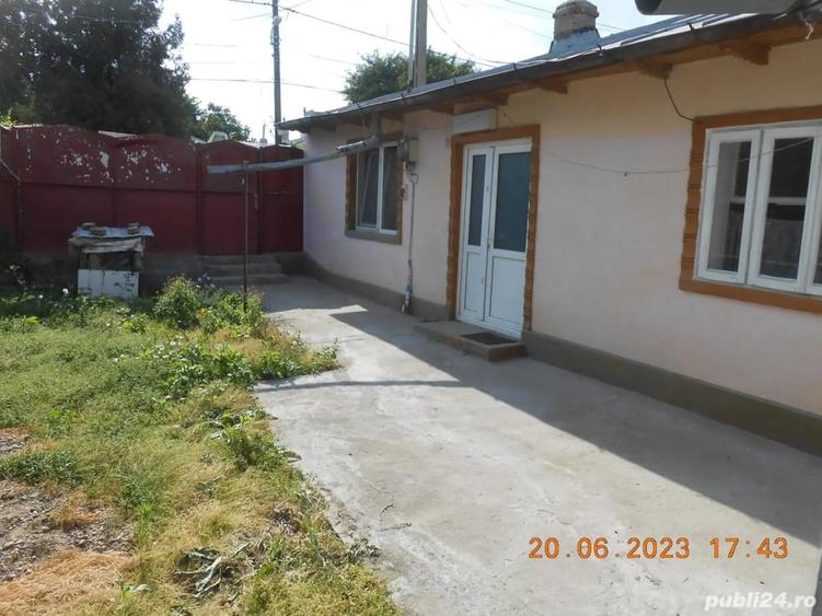 Casă cu 3 camere cu Teren 210 Mp în Brăilița