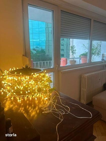 Apartament cu 3 camere decomandat în Titan