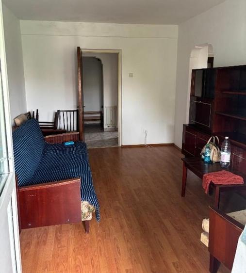 Apartament cu 2 camere semidecomandat, mobilat în Ultracentral