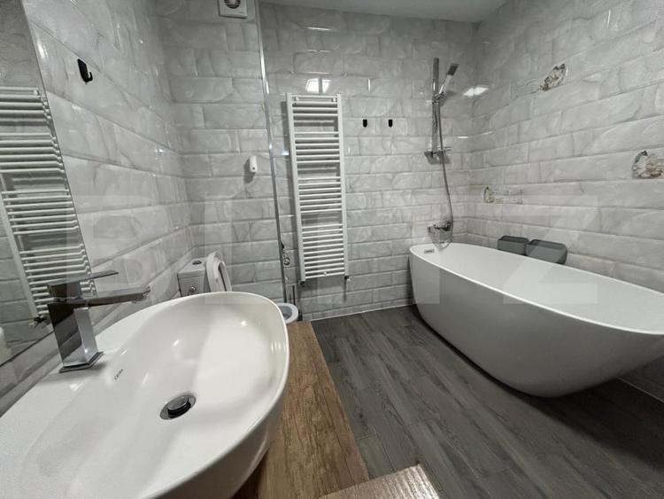 Apartament cu 3 camere decomandat, mobilat în Borhanci