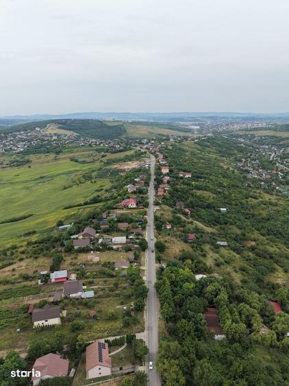 Teren de 1000 mp, în Rediu