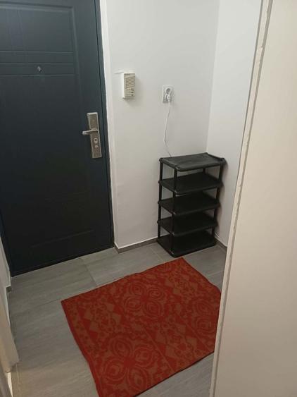 Garsonieră decomandată în Tudor