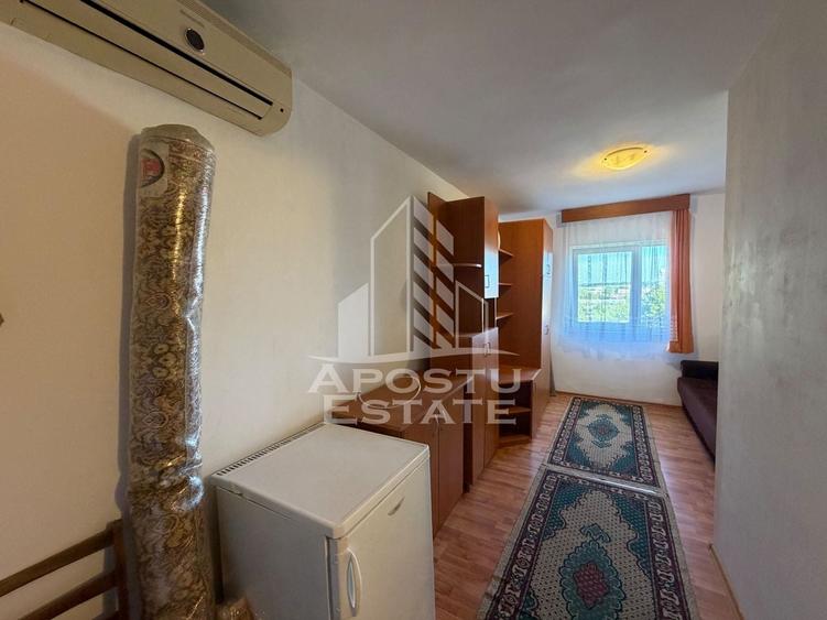 Garsonieră nedecomandată în Lipovei