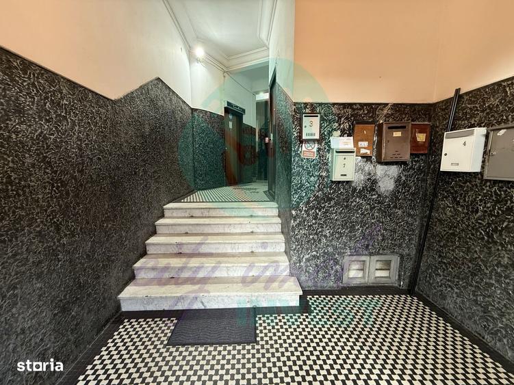 Apartament cu 3 camere semidecomandat în Romană