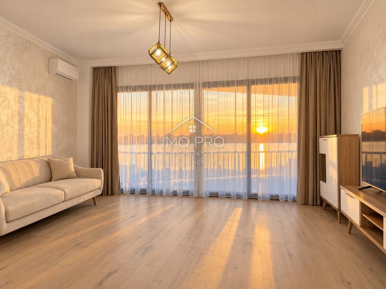 Apartament cu 3 camere decomandat în Faleza Nord