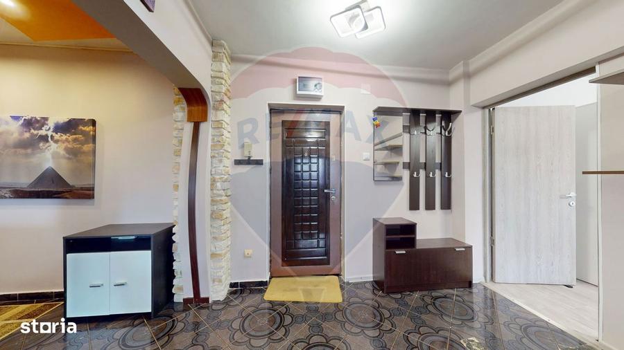 Apartament cu 3 camere decomandat în Triaj