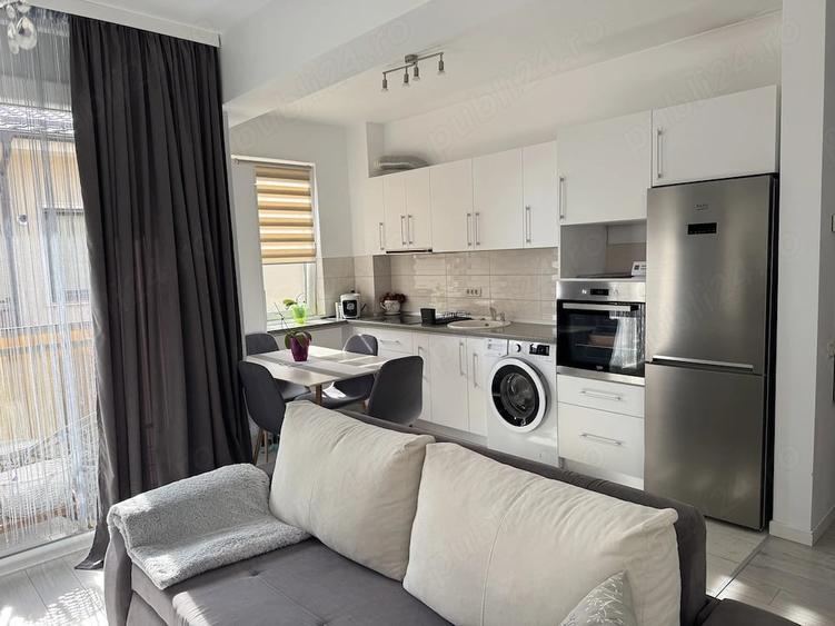 Apartament cu 2 camere decomandat în Dumbrăvița