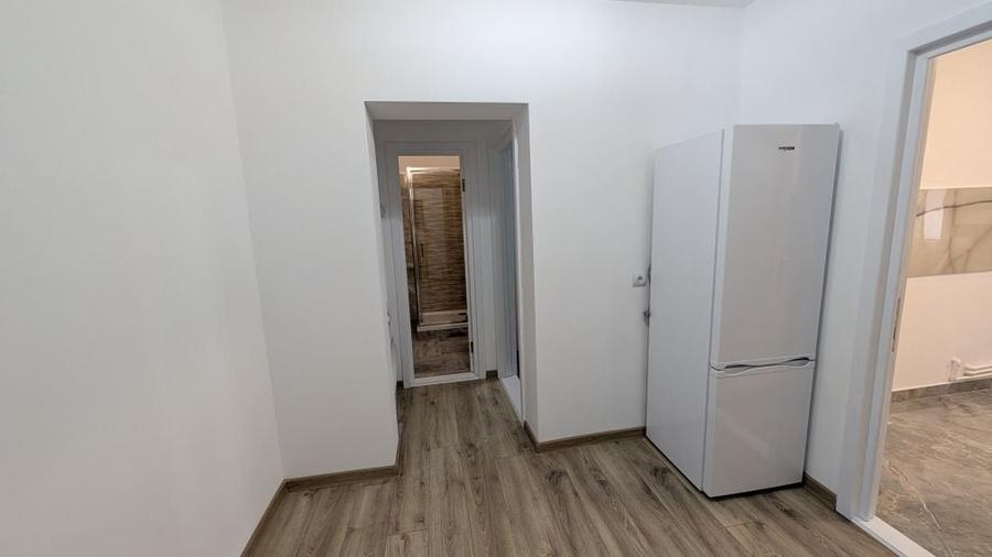 Apartament cu 2 camere decomandat în Manolești