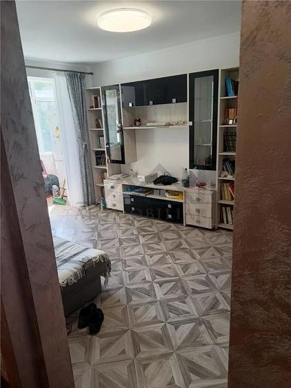 Apartament 2 camere decomandat in Podu Ros, 40 mp, Etaj 1 - 4