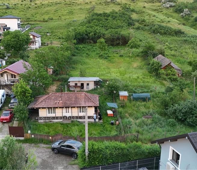 Teren de 3278 mp, în Breazu