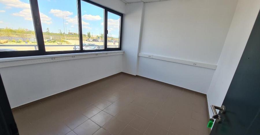 Spațiu comercial, de 1,695 mp, în Aradul Nou