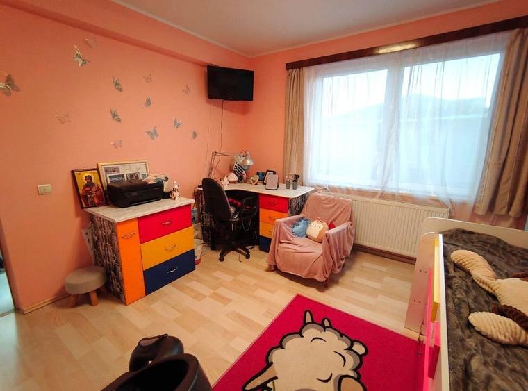 Casă individuală cu 3 camere cu Canalizare în Arhitecților - Calea Cisnădiei