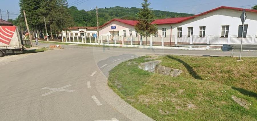 Spațiu comercial, de 376 mp, în Valea Lungă-Cricov