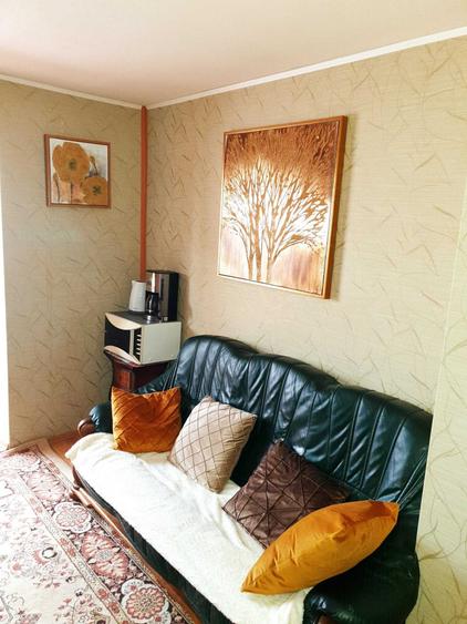Apartament cu 3 camere decomandat în Nufărul