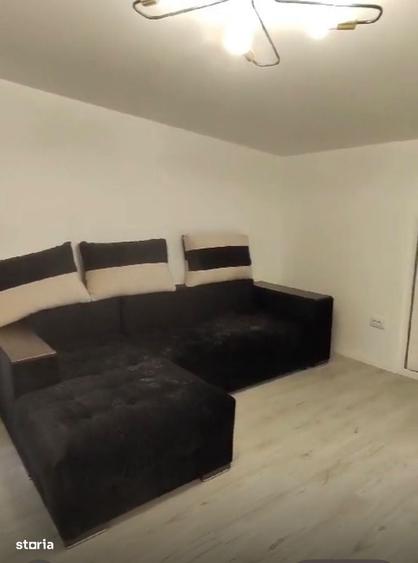 Casă cu 3 camere în Lacul Tei