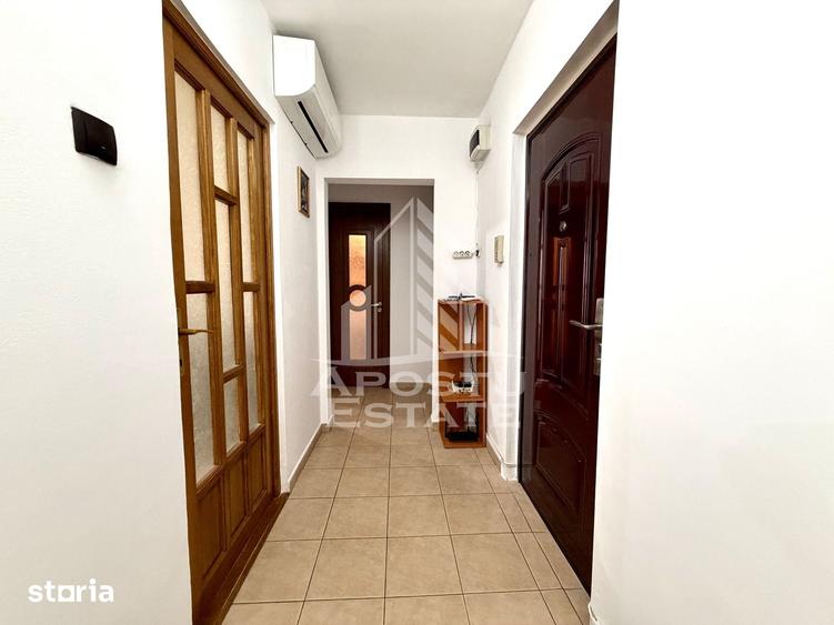 Apartament cu 2 camere decomandat în Steaua