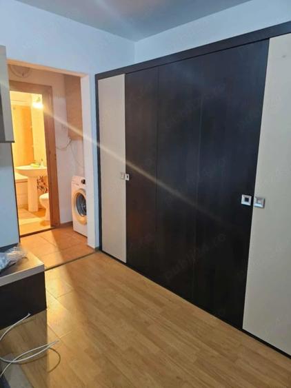 Apartament cu 2 camere semidecomandat în Aurel Vlaicu