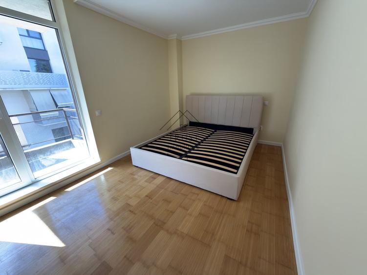 Apartament cu 2 camere, mobilat în Borhanci