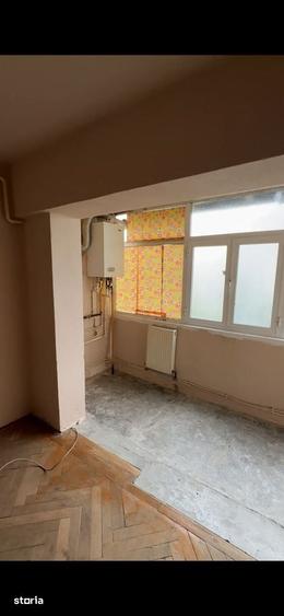Vand apartament 4 camere vis a vis de Hanul Haiduciilor ! - 4