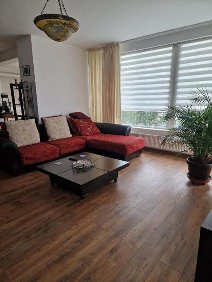 Apartament cu 3 camere semidecomandat, mobilat în Cotroceni