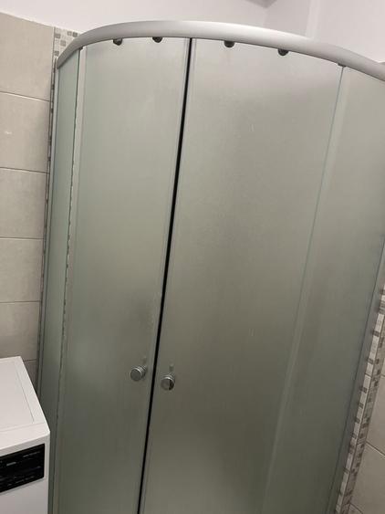 Casă cu 3 camere în Central