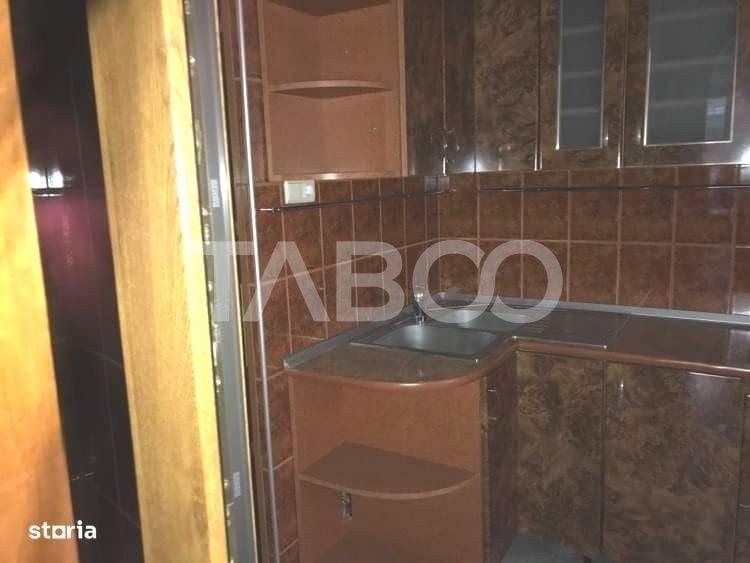 Spatiu de birouri decomandat 4 incaperi generoase zona Terezian Sibiu - 11