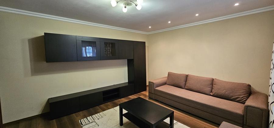 Apartament cu 2 camere decomandat în Sebastian