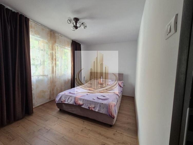 Apartament cu 3 camere semidecomandat, mobilat în Circumvalațiunii