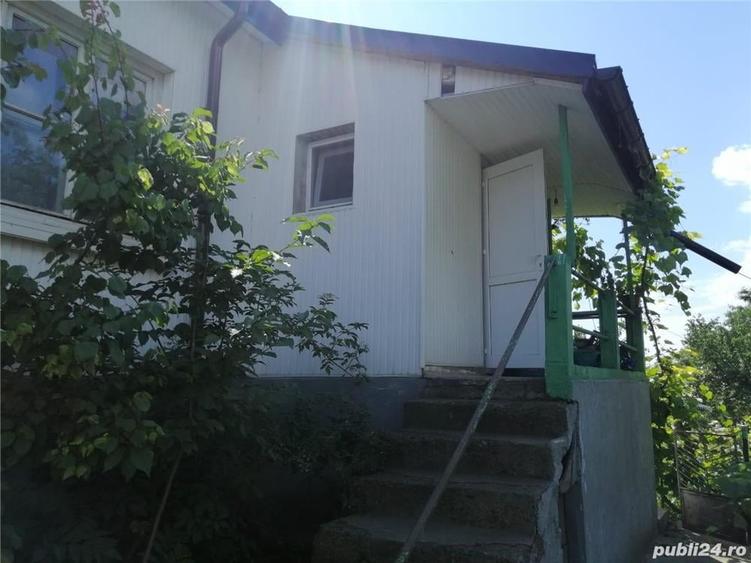 Casă cu 3 camere în Trușești