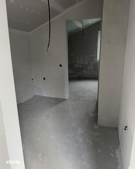 Casă cu 4 camere cu Teren 886 Mp în Sava