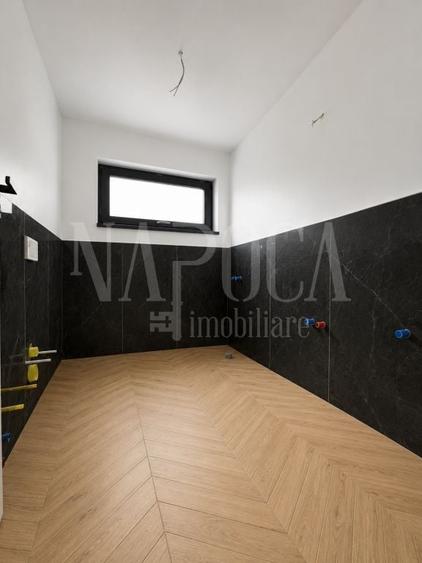 Duplex cu 4 camere cu Canalizare în Iris