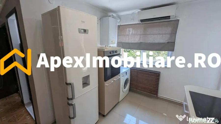 Apartament cu 3 camere decomandat în Mihai Bravu