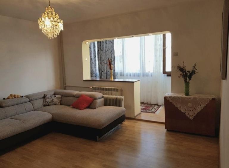 De inchiriat apartament 3 camere(transf.din 2), etaj 3, zona Carrefour- Crihala. - 4