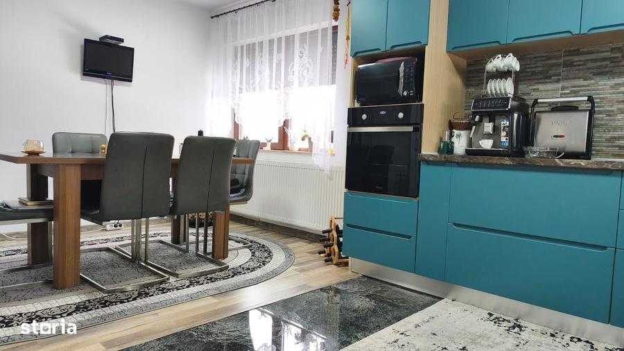 Casă cu 3 camere cu Teren 569 Mp în Central